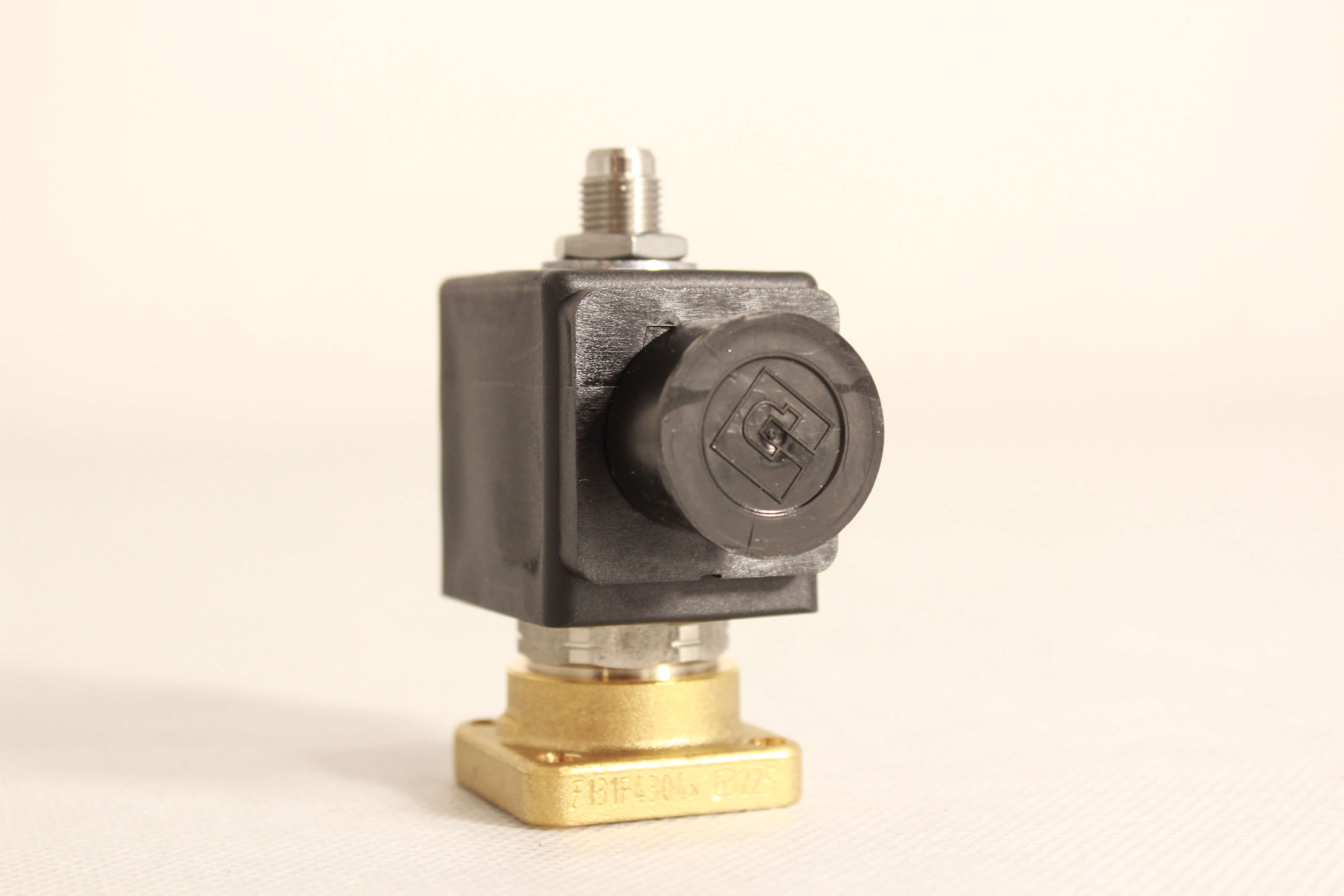 Solenoid valve 3 ways 220/240V 50Hz 60Hz - Thumbnail 2